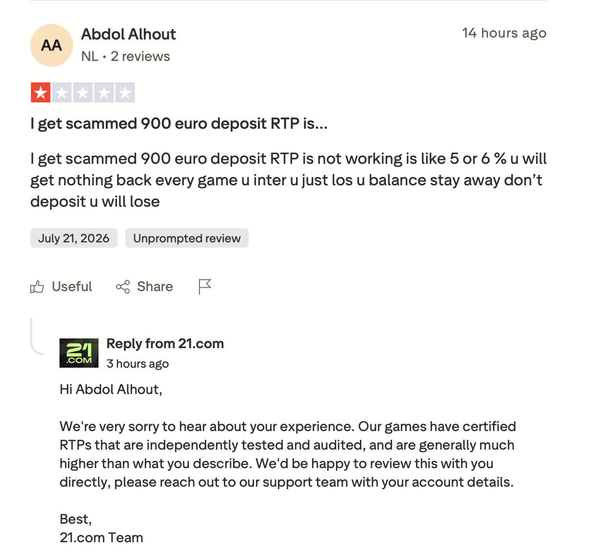 RTP-Kritik mit Antwort des Anbieters Negative Trustpilot-Bewertung mit RTP-Kritik und offizieller Antwort von 21.com